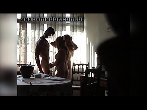 ❤️ Des amis sexuels invitent un homme géant et font un plan à trois avec lui ❤️❌ Porno russe at porn fr.xlxxporno.ru ❤